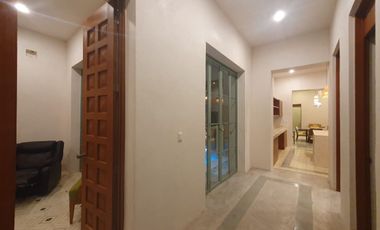HERMOSA CASA NUEVA EN EL CENTRO DE MERIDA