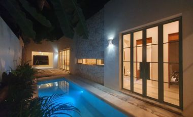 HERMOSA CASA NUEVA EN EL CENTRO DE MERIDA
