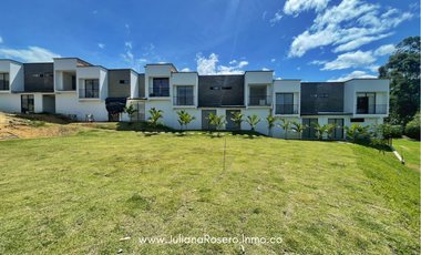 VENDO CASAS PARA ESTRENAR EN ALTOS DE MONTANA