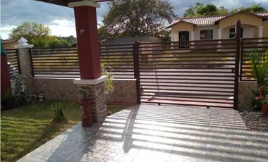 VENDO CASA DE SEGUNDA DE  3 HAB TERRENO DE 450M2