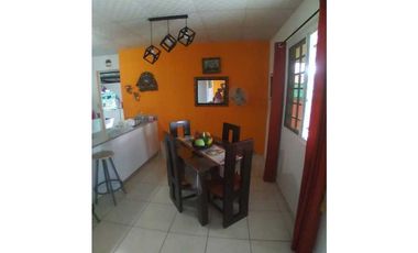 VENDO CASA DE SEGUNDA DE  3 HAB TERRENO DE 450M2