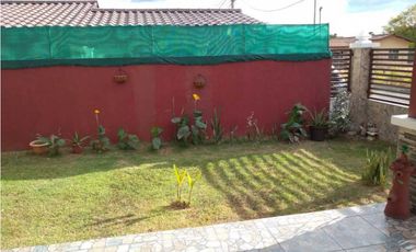 VENDO CASA DE SEGUNDA DE  3 HAB TERRENO DE 450M2