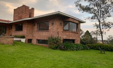 Casa en Venta, en privada, Lomas Altas