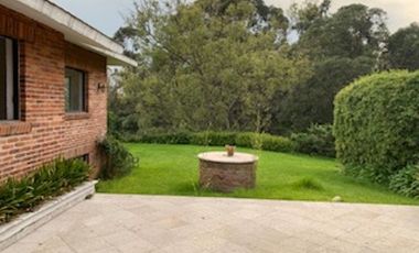 Casa en Venta, en privada, Lomas Altas