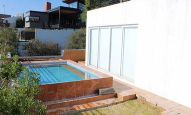 CASA EN VENTA EN CLUB DE GOLF AMANALI, TEPEJI DEL RIO