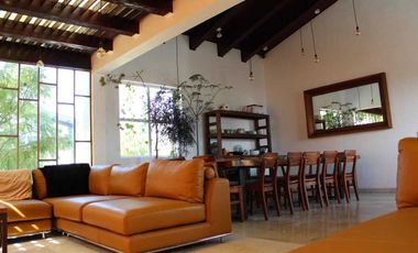 CASA EN VENTA EN CLUB DE GOLF AMANALI, TEPEJI DEL RIO