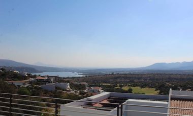 CASA EN VENTA EN CLUB DE GOLF AMANALI, TEPEJI DEL RIO