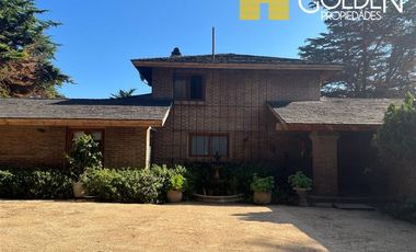Casa en venta de 5 dorm. en Zapallar