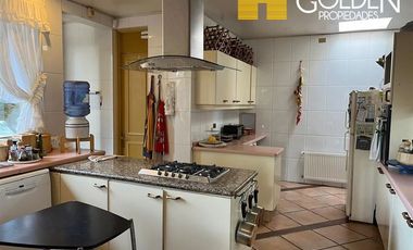 Casa en venta de 5 dorm. en Zapallar