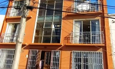 99224---- Venta Depto 4. piso 2, calle Héctor Calvo N 186 - 188, cerro Bellavista, Valparaíso