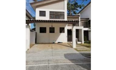 VENDO CASA  CHORRERA COSTA VERDE PUERTO MADERO 3R