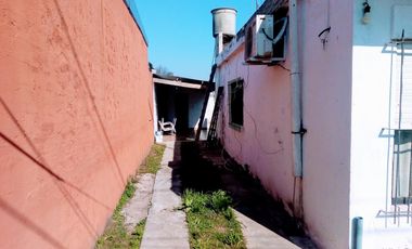 RETASADA EXCELENTE CASA AMERICANA