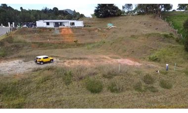 Se vende lote en La Ceja en parcelación. Sector Chaparral