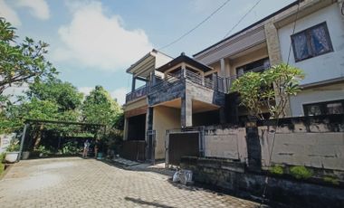 Rumah Second 2 Lantai Dalam Perumahan Elit di Denpasar Bali Dekat By Pass