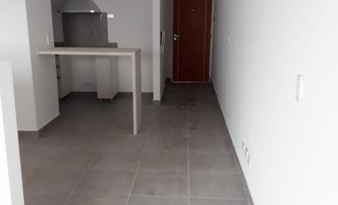 Excelente monoambiente con cochera