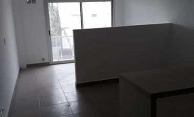 Excelente monoambiente con cochera