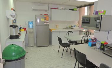 OFICINA AMOBLADA 600 MS2 EN TORRE BANCO DELTA