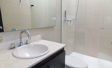 casa condominio en arriendo en la castellana. Cod A92448