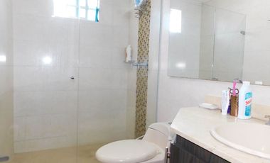 casa condominio en arriendo en la castellana. Cod A92448