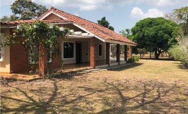 ALQUILO CASA EN CORONADO CON PISCINA