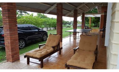ALQUILO CASA EN CORONADO CON PISCINA