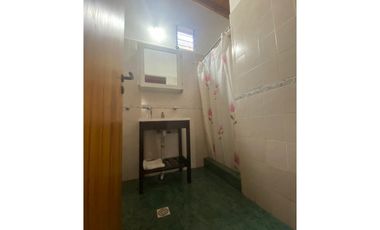 ALVEAR 3225 e/Llerena y Luján