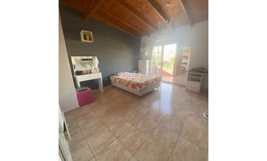 ALVEAR 3225 e/Llerena y Luján