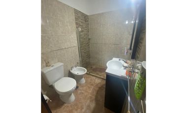 ALVEAR 3225 e/Llerena y Luján