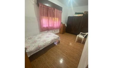 ALVEAR 3225 e/Llerena y Luján