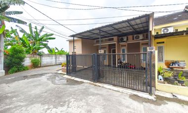 Rumah 3 Kamar 15 Menit ke Gerbang Tol Karawaci SHM Hadap Timur J-47049