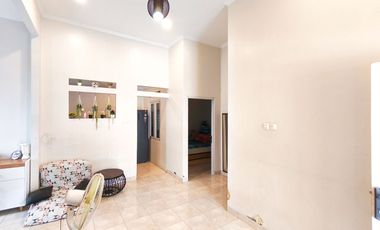 Rumah 3 Kamar 15 Menit ke Gerbang Tol Karawaci SHM Hadap Timur J-47049
