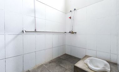 Rumah 3 Kamar 15 Menit ke Gerbang Tol Karawaci SHM Hadap Timur J-47049