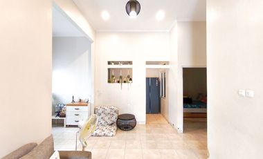 Rumah 3 Kamar 15 Menit ke Gerbang Tol Karawaci SHM Hadap Timur J-47049