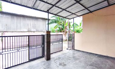 Rumah 3 Kamar 15 Menit ke Gerbang Tol Karawaci SHM Hadap Timur J-47049