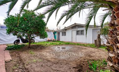 Casa con gran terreno en La Reina