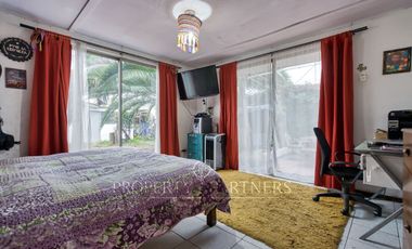 Casa con gran terreno en La Reina
