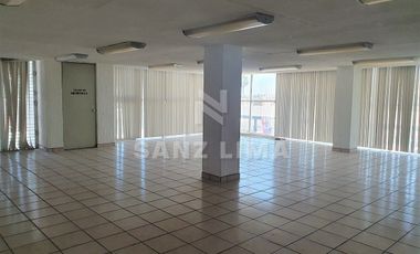 Centro: Modernas oficinas ejecutivas centricas con elevador.