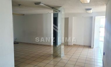 Centro: Modernas oficinas ejecutivas centricas con elevador.