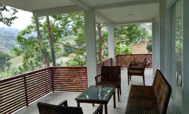 Rumah Villa Cantik @Dago Atas Dekat Kawasan Dago, Cigadung, Tubagus Ismail, Dipatiukur dan Cimbuleuit