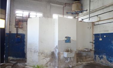 Extraordinario galpón con gran potencial. Distrito E3