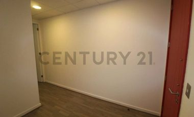 VENTA OFICINA DE 1 PRIVADO EN VENTA EN LAS CONDES
