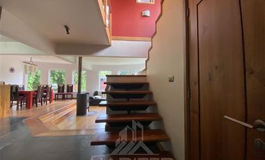 Casa en Venta en COD36953 En centro de Pucón a 1 cuadra de terminal de buses