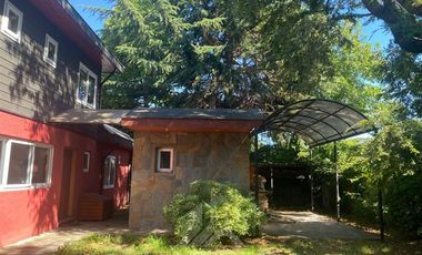 Casa en Venta en COD36953 En centro de Pucón a 1 cuadra de terminal de buses