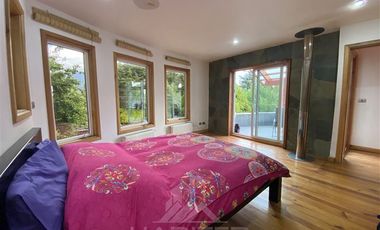 Casa en Venta en COD36953 En centro de Pucón a 1 cuadra de terminal de buses