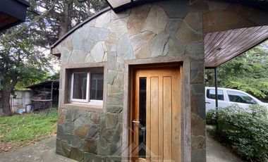 Casa en Venta en COD36953 En centro de Pucón a 1 cuadra de terminal de buses