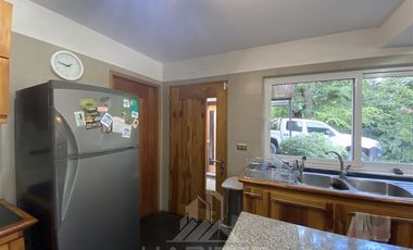 Casa en Venta en COD36953 En centro de Pucón a 1 cuadra de terminal de buses