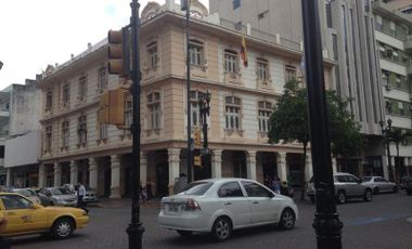 Venta edificio sector Av. 9 de Octubre Guayaquil