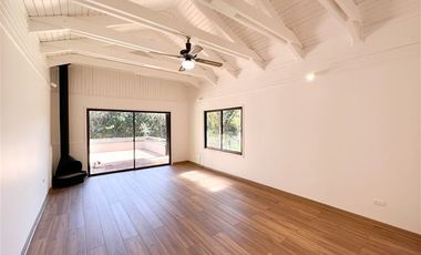 Casa en Venta en Diag. Amanda, Rapel, En Condominio