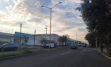 GREMIAL BODEGA DE 2769 METROS SOBRE AVENIDA HEROE DE NACOZARI