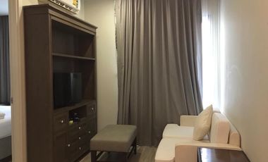 1 Bedroom Condo for rent at Dlux Condominium